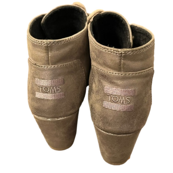 Toms wedge booties, distressed bronze, size 8.5. - Picture 2 of 6